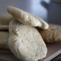 homemade pitta bread